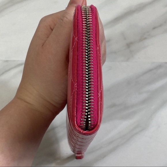 CHANEL Zippered Clutch Wallet Authentic - Picture 8 of 12